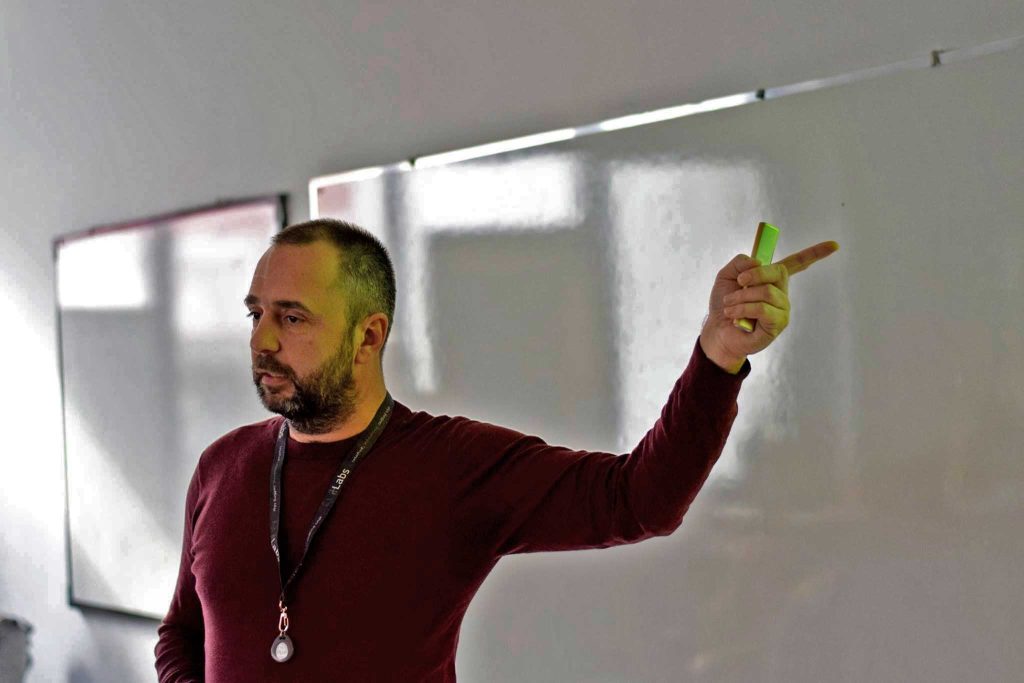 Ilija Mishov presenting